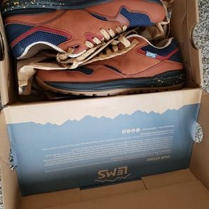 Lems Trailhead size 8-8.5